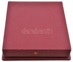 Borsos Miklós (1906-1990) 1979. "Móricz Zsigmond emlékére - Hódolat az ember és műve előtt - 18...