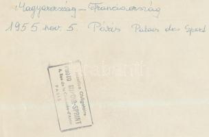 1955. november 5. Párizs, Magyarország-Franciaország női kosárlabda válogatott, feliratozott csoport...