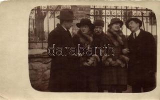 13 db RÉGI fotó képeslap; gyerek, hölgy, katona / 13 old photo postcards; children, lady, military