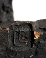 Beszédes János László (1874-1922): Borozgató. Bronzírózott gipsz, jelzett, apró hibákkal, m:53 cm