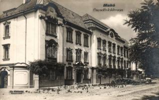 Makó, Csendőrlaktanya; Uy Kálmán fényképező mester felvétele