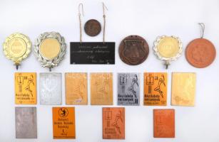 18db vegyes díj plakett, emlékérem, főleg sport témában T:vegyes