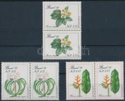 Virágok sor párokban Flowers set in pairs