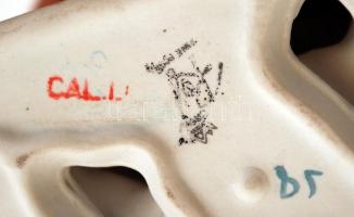 Rossz fiúk, kézzel festett figurális porcelán, hibátlan, jelzett, m: 23 cm