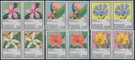Flowers set in pairs, Virágok sor párokban