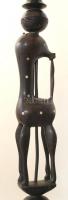 Afrikai stílusú faragásokkal díszített nagyméretű állólámpa vezetékezéssel, búra nélkül. 160 cm