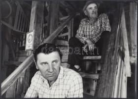 cca 1986 Kerekes Gábor fotóművész képriportja a Képes 7 részére, Makay Béla túristvándi tanítóról, 3 db pecséttel jelzett, feliratozott kép, 17x24 cm