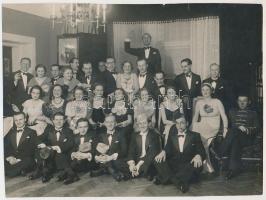 1936. április 4. Budapest társasági élete, házi bál a résztvevők nevének felsorolásával, 17x23 cm