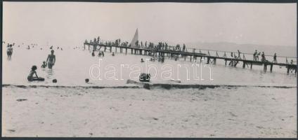 cca 1960 Balatoni nyár és ősz, 3 db fotó, 10x23 cm és 23x17 cm közötti méretekben