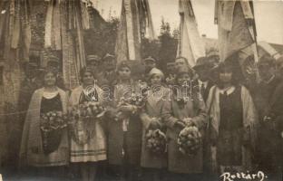 1930 Esztergom, Szent Imre dalosünnep, koszorúslányok; Rottár A. photo