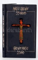 Miklós Radnóti: 33 poems. Radnóti Miklós: 33 vers. Ford.: Ország-Land, Thomas. Bp., 1992, Maecenas. Magyar-angol nyelvű díszkiadás. Velúrkötésben, műanyag védőborítóval, jó állapotban.