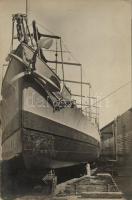 1918 SM Monitor Sava in Galaz, Rumänien / monitor ship Sava in Galati, Romania; photo