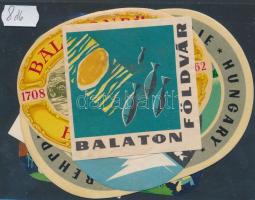 8 db különböző balatoni bőröndcímke(Siófok, Tihany, Balatonföldvár, Balatonfüred, Badacsony)