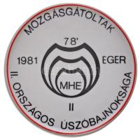 1981. "Mozgásgátoltak II. Országos Úszóbajnoksága Eger" jelzett hollóházi porcelán plakett eredeti dísztokban (88mm) T:1