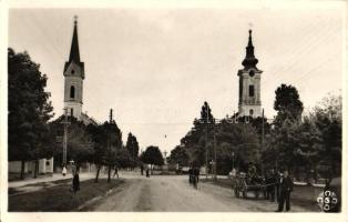 Zsabja, templomok / churches, automobile
