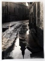 cca 1960 Darkó István: Kisváros, matricával jelzett fotóművészeti alkotás, 40x30 cm