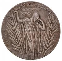 Csehszlovákia 1937. "A Felszabadító Elnök / In memoriam MCMXXXVII XIV-IX" jelzett Ag emlék...