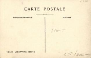 Bordeaux, Le Bouscat; Soutirage des Vins / wine cellar interior