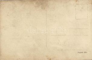 Pajzán vadászok - 9 darabos erotikus, pornográf képeslap sorozat / Naughty hunters - Series of 9 ero...