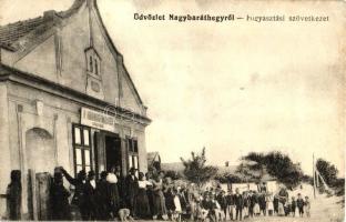 Győrújbarát, Nagybaráthegy; Fogyasztási szövetkezet (fa)