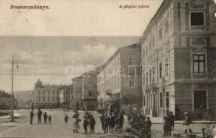 Besztercebánya, Püspöki palota, Ivánszky Elek kiadása / episcospal palace