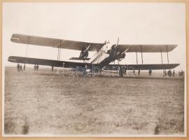 1928 Harold Harmsworth, Lord Rothermere (1868-1940) fia, Esmond Cecil Harmsworth (1898-1978) De Havi...