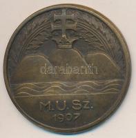 Göröntsér Greff Lajos (1888-1976) ~1940.. "M.U.SZ. (Magyar Úszó Szövetség 1907" Br díjérem "LUDVIG BP." gyártói jelzéssel (34mm) T:2