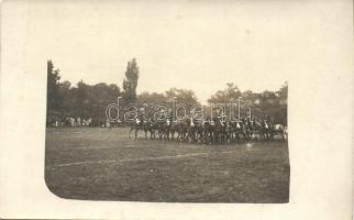 cca. 1920 Magyar tüzérségi hatos fogat alkalmi díszgyakorlata, Örkény Tábor (?) / Hungarian cavalry presentation, photo
