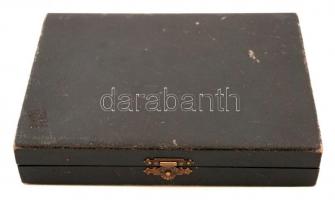 XX. sz eleje: Bakelit nyelű vajazó kés készlet. Acél és bronz eredeti dobozában / Begining of the 20...