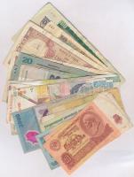 33db vegyes külföldi bankjegy, közte orosz, szlovén, román bankjegyek T:vegyes 33pcs of mixed banknotes, with Russian, Slovenian, Romanian banknotes C:mixed