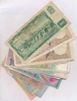 33db vegyes külföldi bankjegy, közte orosz, szlovén, román bankjegyek T:vegyes
33pcs of mixed bankn...