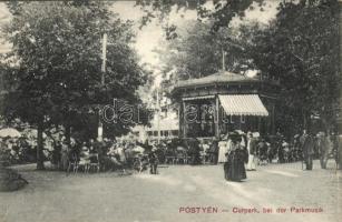 Pöstyén, gyógypark, Zene pavilon, koncert / spa park, musiv pavilion, concert (kis szakadás / small tear)