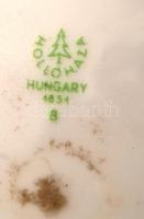 Nagyméretű Hollóházi virágmintás porcelán váza, kézzel festett, jelzett, fedél nélkül, kopásnyomokka...