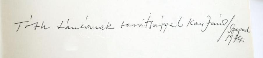 Kass János: Fejek. Bp., 1974, Képzőművészeti Alap Kiadóvállalata. A szerző üdvözlő soraival és dedik...