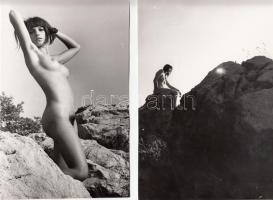 cca 1970 A felkelő Nap fényében, 3 db finoman erotikus fénykép, 18x12 cm / cca 1970 3 erotic photos, 18x12 cm