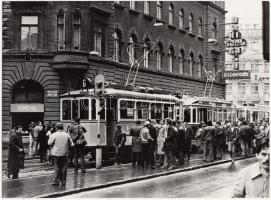 cca 1980 Budapest, 6-os villamos, 4 db fotó, 9x14 cm, 13x18 cm és 18x24 cm
