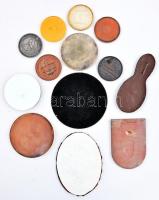 13db-os vegyes militária témájú emlékérem és jelvény tétel, közte 1995. "II. Alapellátási Kongr...