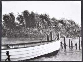 cca 1980 A Balaton télen, nyáron és ősszel, 3 db fotó, 29x39 cm