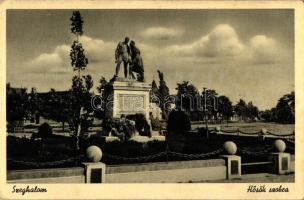 Szeghalom, Hősök szobra