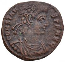 Római Birodalom / Siscia / Constans Kr. u. 347-348. Follis Cu (1,4g) T:2,2- Roman Empire / Siscia / Constans AD 347-348. Follis Cu CONSTAN-S P F AVG / VICTORIAE DD AVGG Q NN - GammaS[IS] (1,4g) C:XF,VF RIC VIII 195.