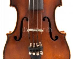 cca 1960 Magyar hegedű vonóval, tokkal, jó állapotban