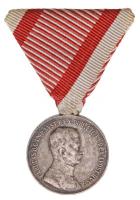 1917. "Károly Ezüst Vitézségi Érem II. osztály" Ag kitüntetés peremen "A" jelzéssel, mellszalagon. Szign.: Kautsch T:2- ph. Hungary 1917. Silver Medal for Bravery II class, with "A" hallmark on edge, with ribbon Sign.: Kautsch C:VF edge error