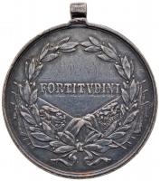 1917. "Károly Ezüst Vitézségi Érem II. osztály" Ag kitüntetés peremen "A" jelzés...