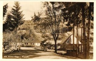 Kohóvölgy, Piac tér / market square