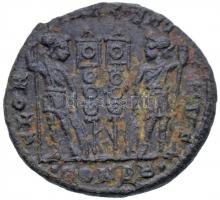 Római Birodalom / Konstantinápoly / II. Constantinus 330-333. Follis Cu (2.34g) T:2
Roman Empire / ...