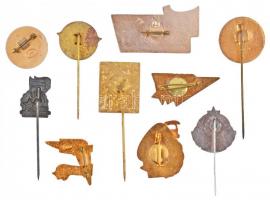 10db-os vegyes magyar és külföldi jelvény és kitűző tétel, közte DN "Szép Budapestért" ara...