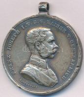1914. "Ferenc József II. osztályú Ezüst Vitézségi Érem" peremen jelzett Ag kitüntetés mellszalag nélkül. Szign.: Tautenhayn T:3 Hungary 1914. "Silver Gallantry Medal, IInd Class" Ag decoration with hallmark, without ribbon. Sign: Tautenhayn C:F