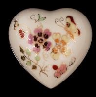 Zsolnay pillangó mintás ékszeres dobozka, kézzel festett, jelzett, hibátlan, kopott, 6×6 cm