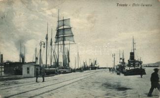Trieste, Molo Venezia, steamship (EK)