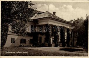 Szeghalom, Kárász-kastély; Kultura könyvkereskedés kiadása